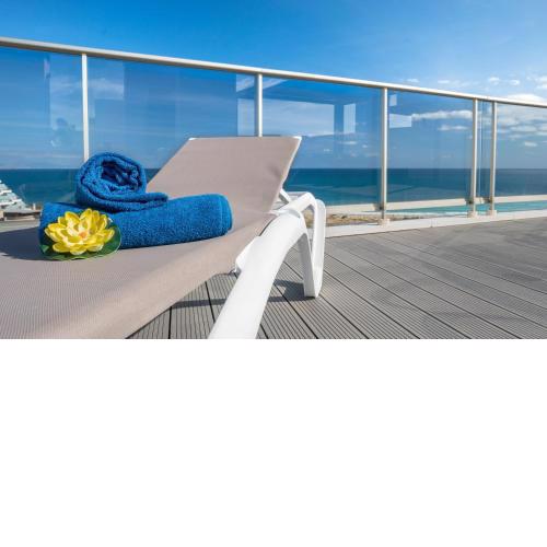 057 - Blue Dreams Penthouse El Faro - comfortHOLIDAYS