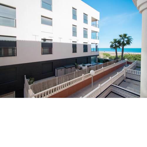 090 New Beach Apartment
