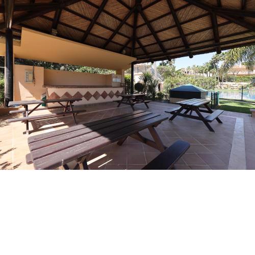 097 Beautiful 4 Bed Spanish Style Townhouse With Private Garden and BBQ