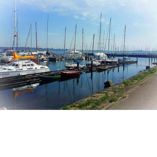 1 Zimmer Wohnung in Strand nähe