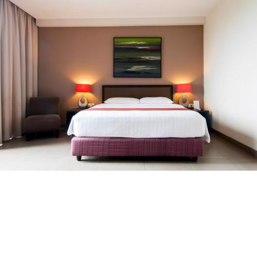 100 Sunset Kuta Hotel & Ballroom