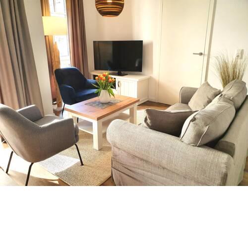 10120- Villa Camenia, WE 8