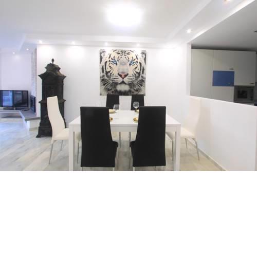 1080 Beachfront Penthouse 3 floors jacuzzi 2 pools wifi roof terrace