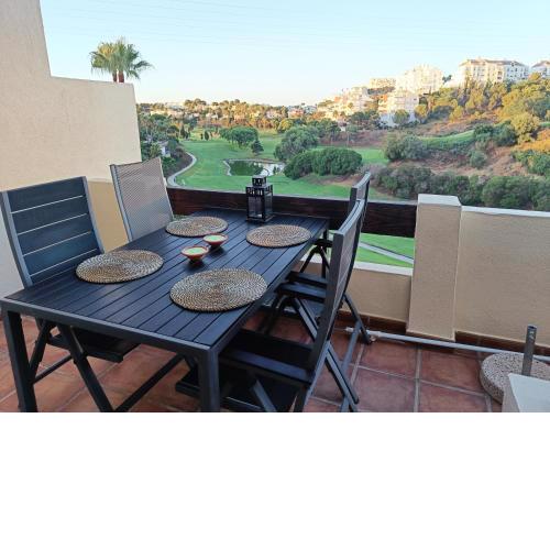 110 - Superb Andalusian Style 2 Bed Apartment Overlooking Miraflores Golf Course