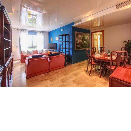 1119 Apartment Malaga old town 300 meter to the Beach wifi