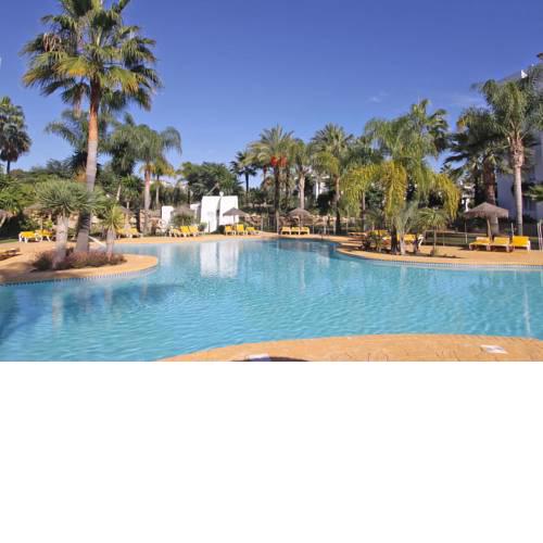 1126 BEACHFRONT HIGH STANDARD APARTMENT WITH TERRACE