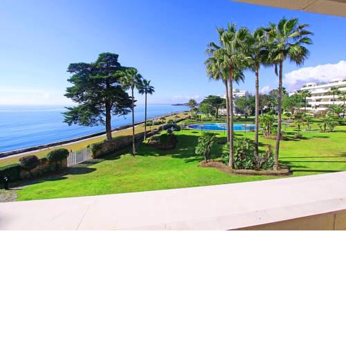 1128 · 1.LINE BEACH EXCLUSIVE APARTMENT 2 POOL AREAS