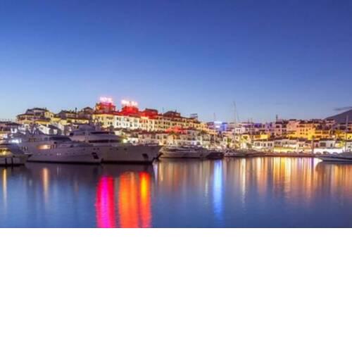 12 People in Aloha Hill Club 5Star Resort Near Banus