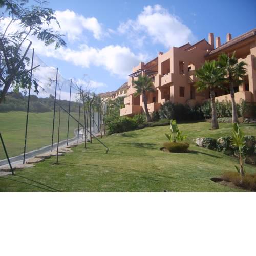 13-50-02 Duquesa Village