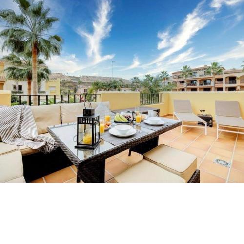 15 SUNNY APARTMENT, TERRACE, WiFi!