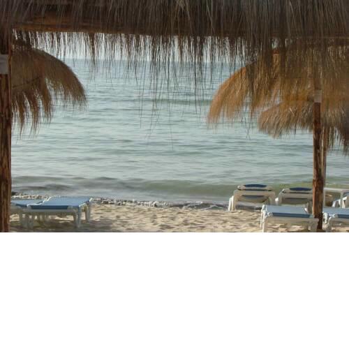 150 m de PLAGE. Balcon - wifi TV