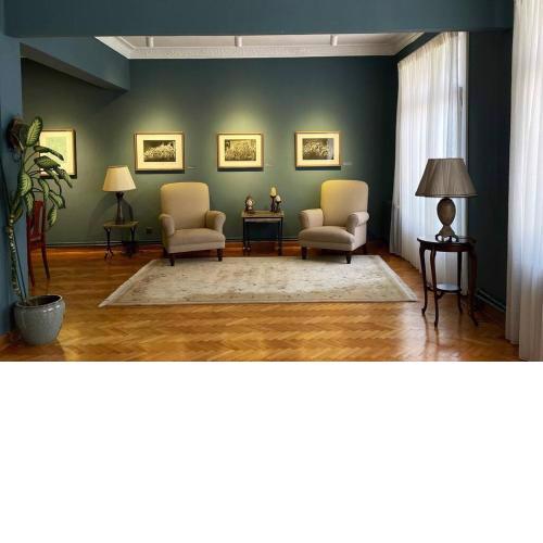 160 m2, comfortable , charming, quiet with balcony