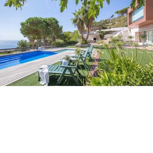160683 – Villa con vistas en Lloret de 8 Pers 4 dormitorios cerca de mar y con WIFI.
