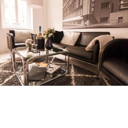 1920s Bauhaus Style Design Apartment with Garden