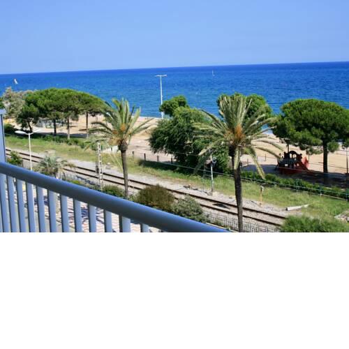 1ª línea de mar - Recién reformado - Parking & Wifi