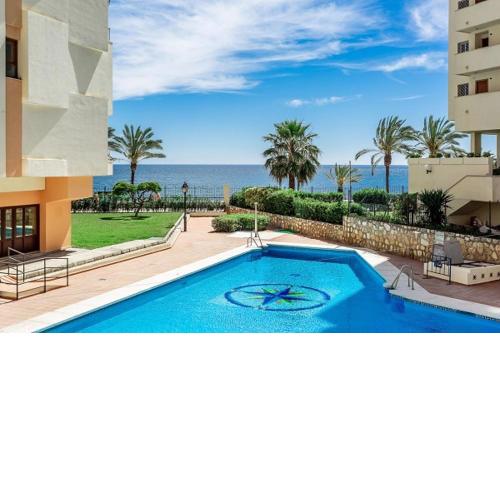 1ST Line Beach apartement in center of Marbella.