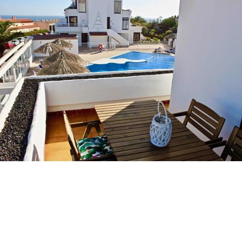 2 BDR Apartment with Heated pool