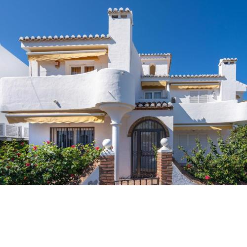 2 BEAUTIFUL BEACH FRONT VILLA IN La CALA