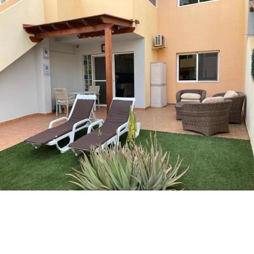 2 Bed Pool Apartment close to beach / Rocky point Corralejo