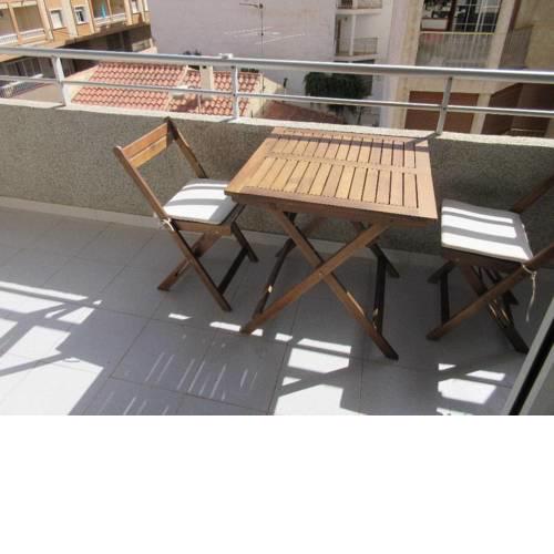 2-bedroom Apartment Ideally Located Between The Sea And The City Center