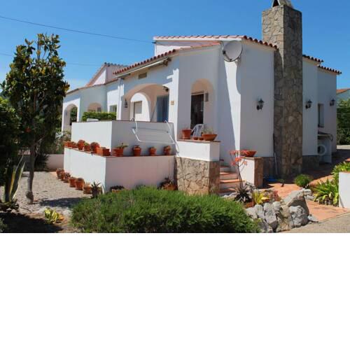 2 Bedroom Bungalow Torre Gan