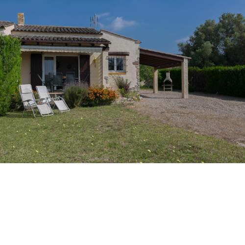 2 bedroom semi-detached house in Urb. Torre Gran, L'Estartit. Great garden and community pool (Ref:H38)