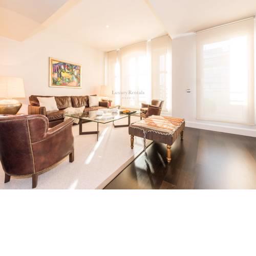 2 BEDROOMS IN GOLDEN MILE SERRANO