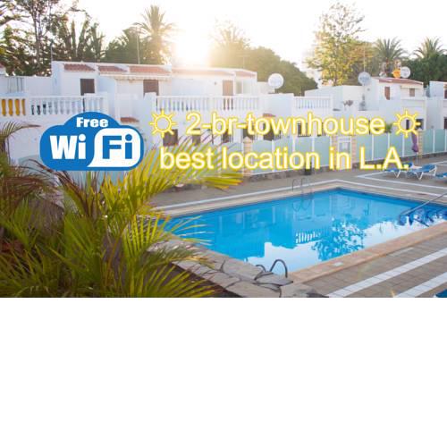 2-BR TownHouse, best location in Las Americas!