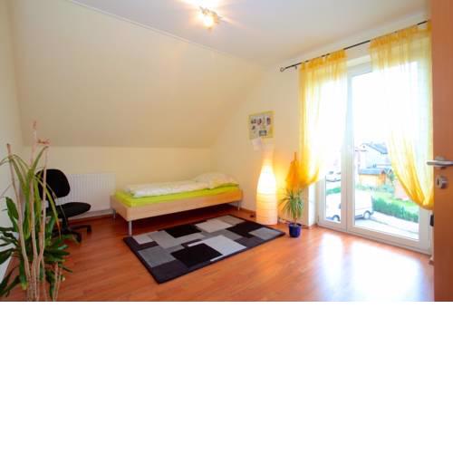 2 Private Single Rooms (4526)