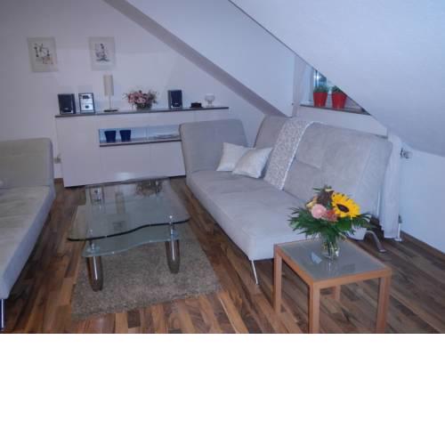2-Raum Apartment in guter Lage für Köln-Bonn-Siegbug