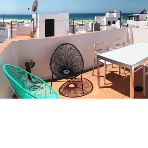 2 storey apartment with roof terrace and sea view