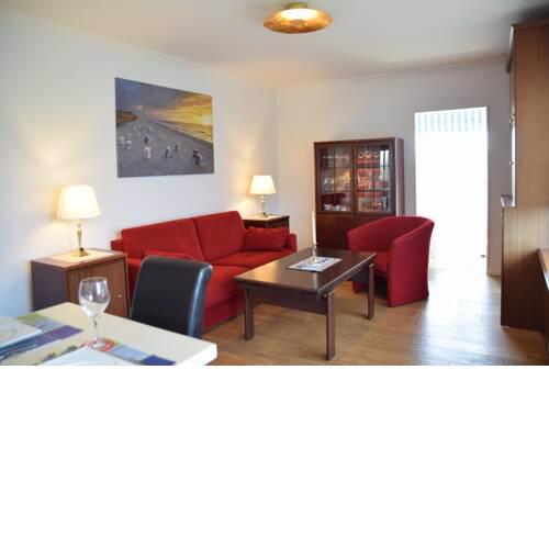 2-Zimmer-Appartement in der 2. Etage des Hauses.