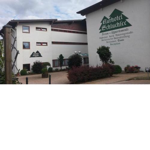 2 Zimmer Appartement mit Pool im Haus