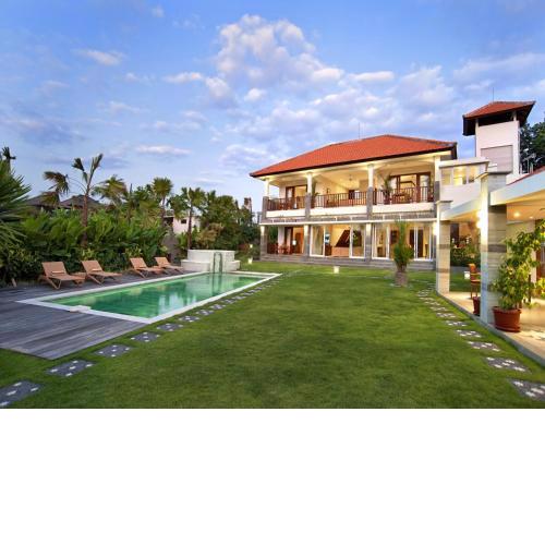 20 Off Spacious 5 Bedrooms Private Villa in Canggu Family Friendly