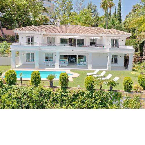 2059 luxury family villa