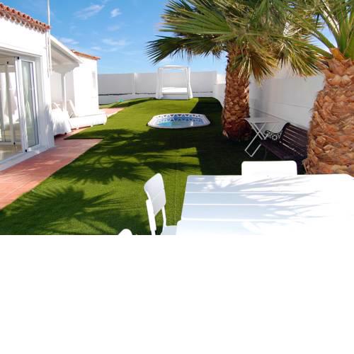 208 La Quinta