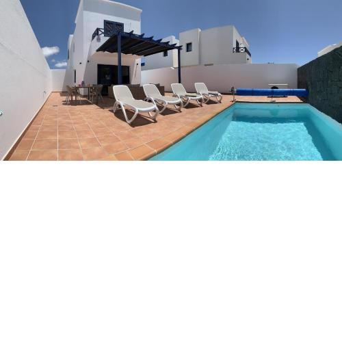 219 - Villa Ramona by Villas Now Ltd