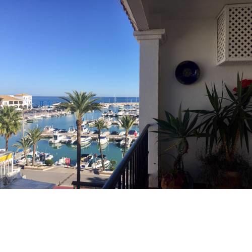 2257-Stunning penthouse first line port sea view