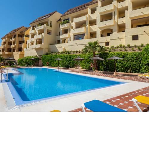 2272-Apt with terrace sea view and pools