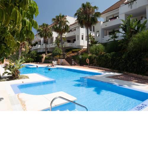 2290-Apt with terrace sea view and pools
