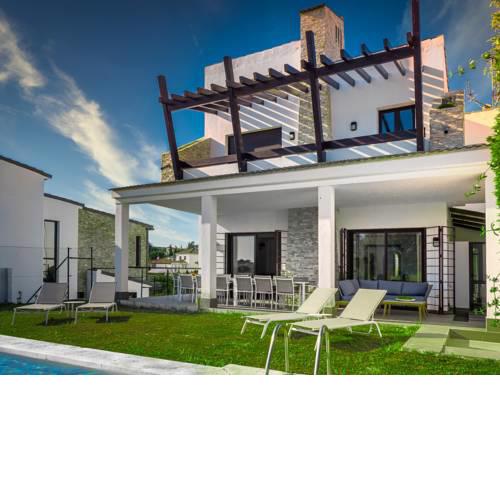 2301 - Luxury villa with private pool