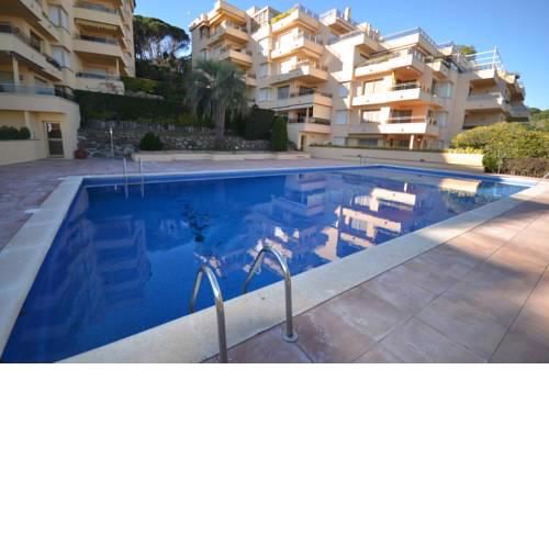 2924 APARTAMENTO EN S'AGARÓ URB. LES BRISES, VISTAS AL MAR, PISCINA Y PARKING