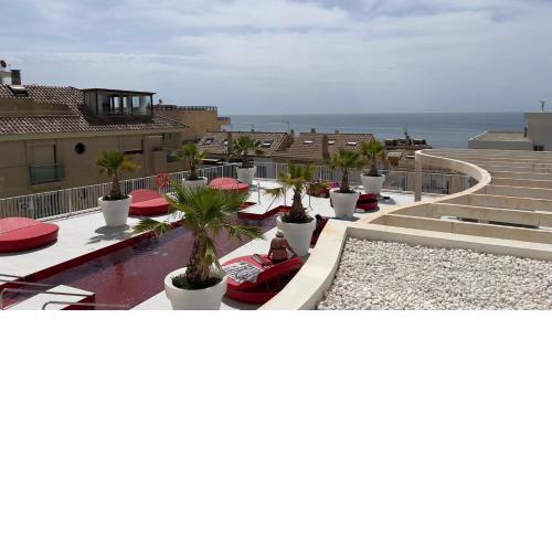 2Bedroom beach Front unit WAVE COLLECTION