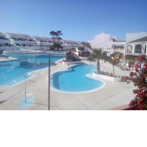 2bedrooms apartment with amazing terrace and swimmingpool