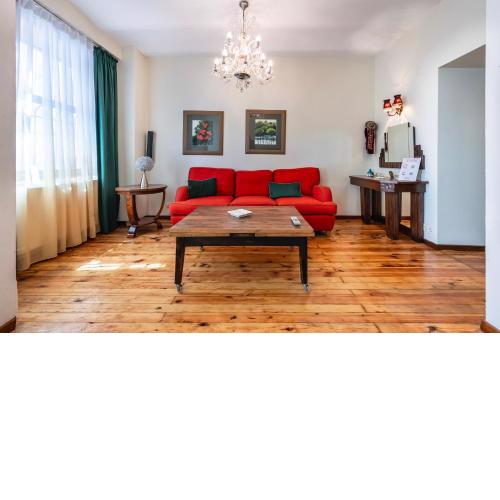 2br Historical Gem In Cihangir