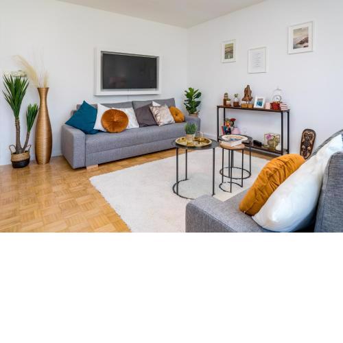 2OG Mitte Wunderschöne 68m² große 2-Zimmer City Wohnung nähe Salzburg