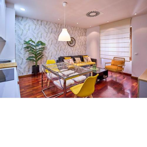 (2)Prior 5/Plaza Mayor de Salamanca.A/A-Wifi