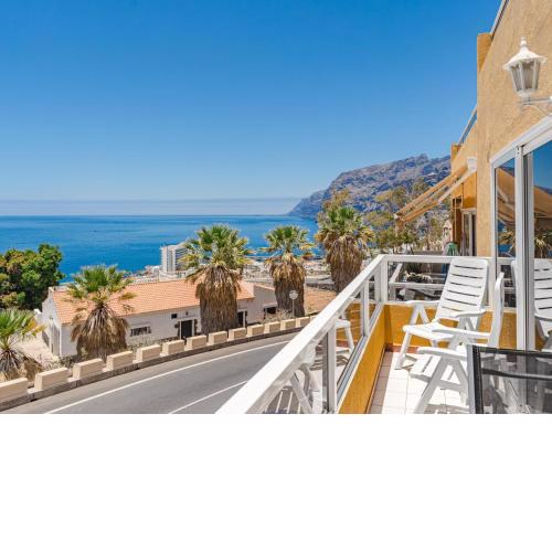 3 A Royal Condor Terrace See View and Wifi