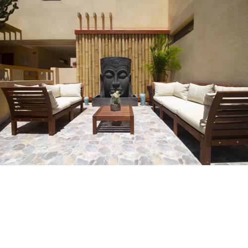 3 bedroom 3 bathroom villa with pool and terraces