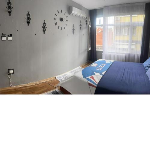 3 bedroom apartment private room